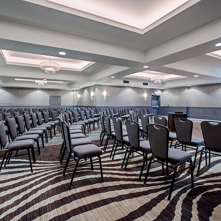 Crowne Plaza Suffern-Mahwah By Ihg Hotel Exterior photo