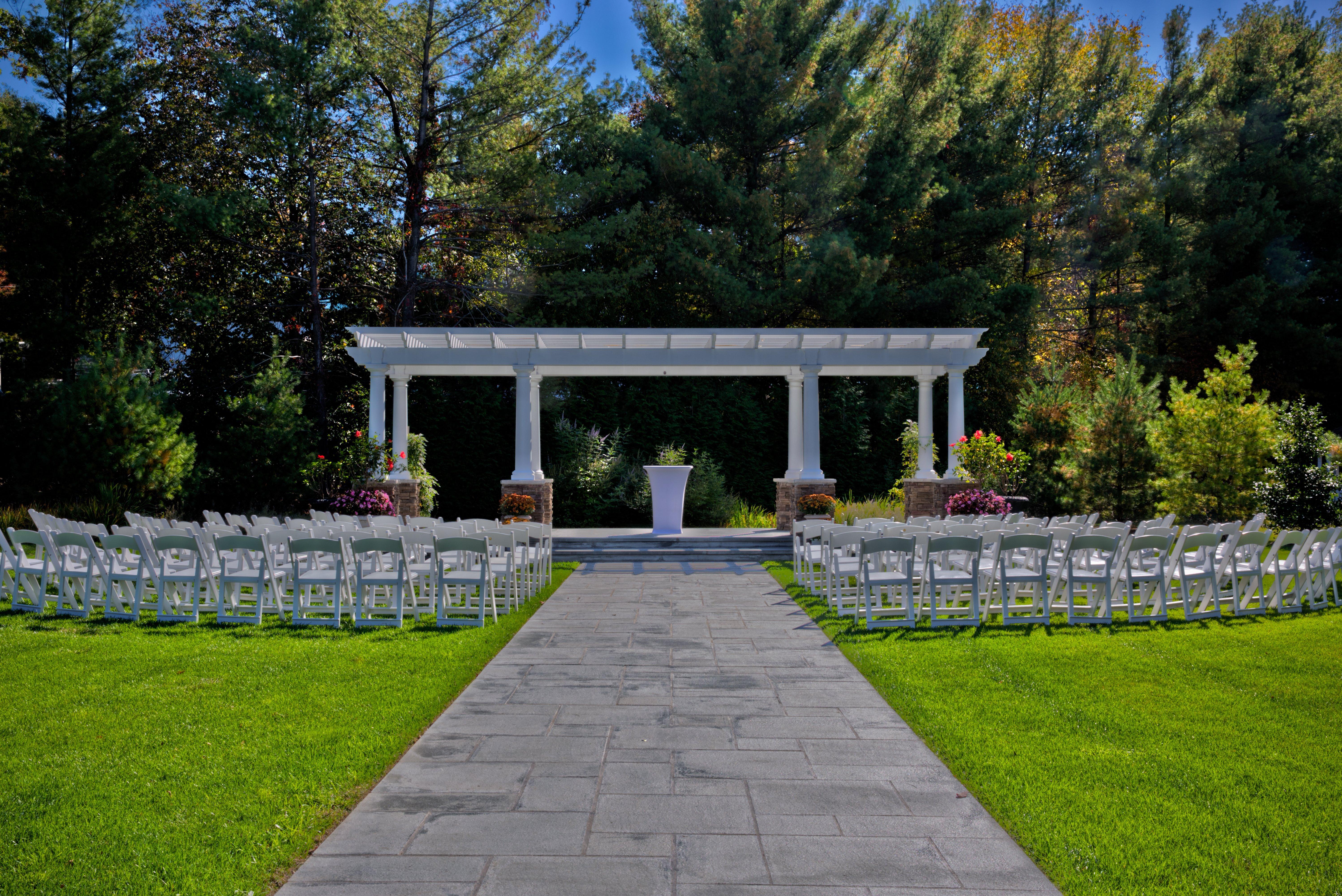 Crowne Plaza Suffern-Mahwah By Ihg Hotel Exterior photo