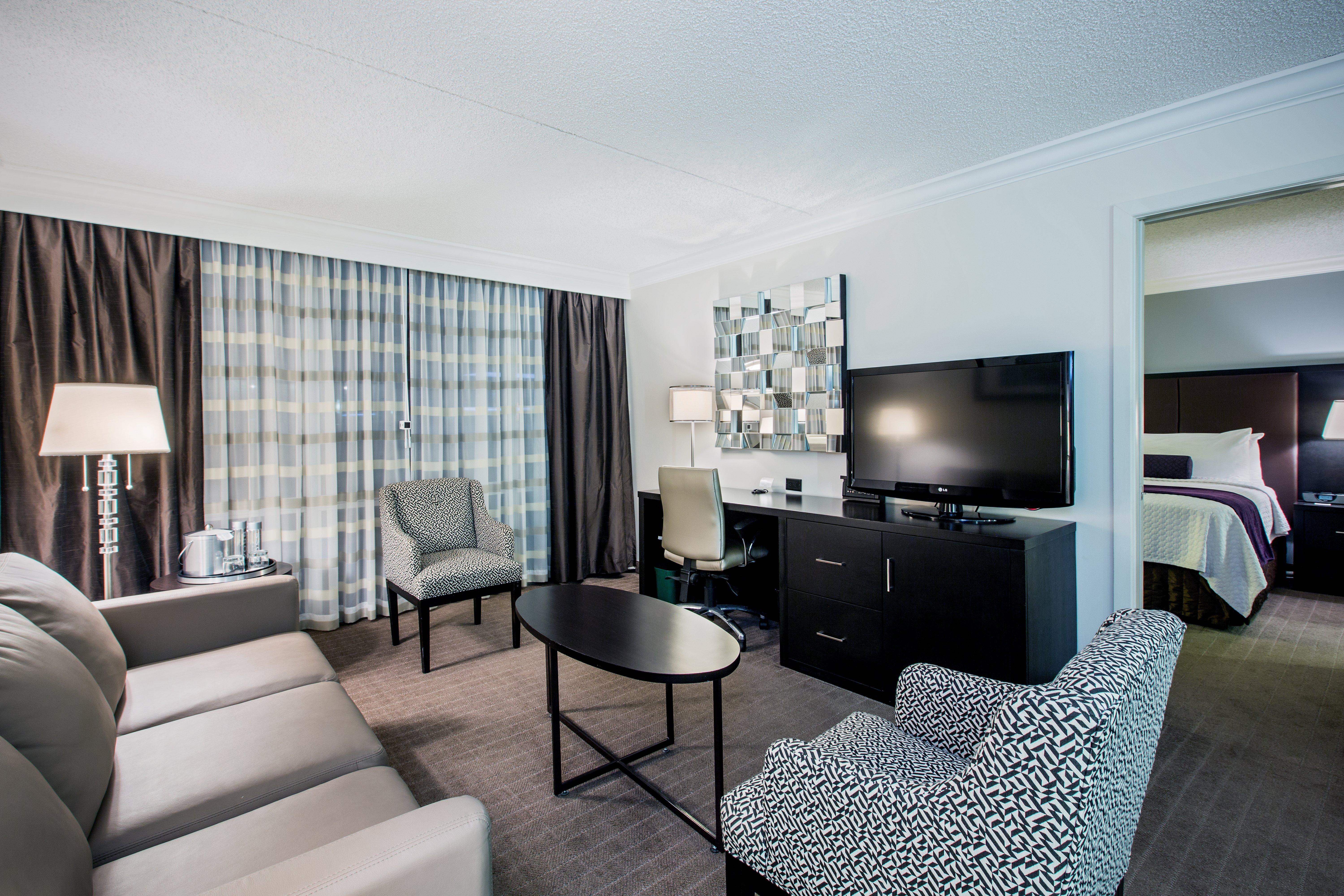 Crowne Plaza Suffern-Mahwah By Ihg Hotel Exterior photo