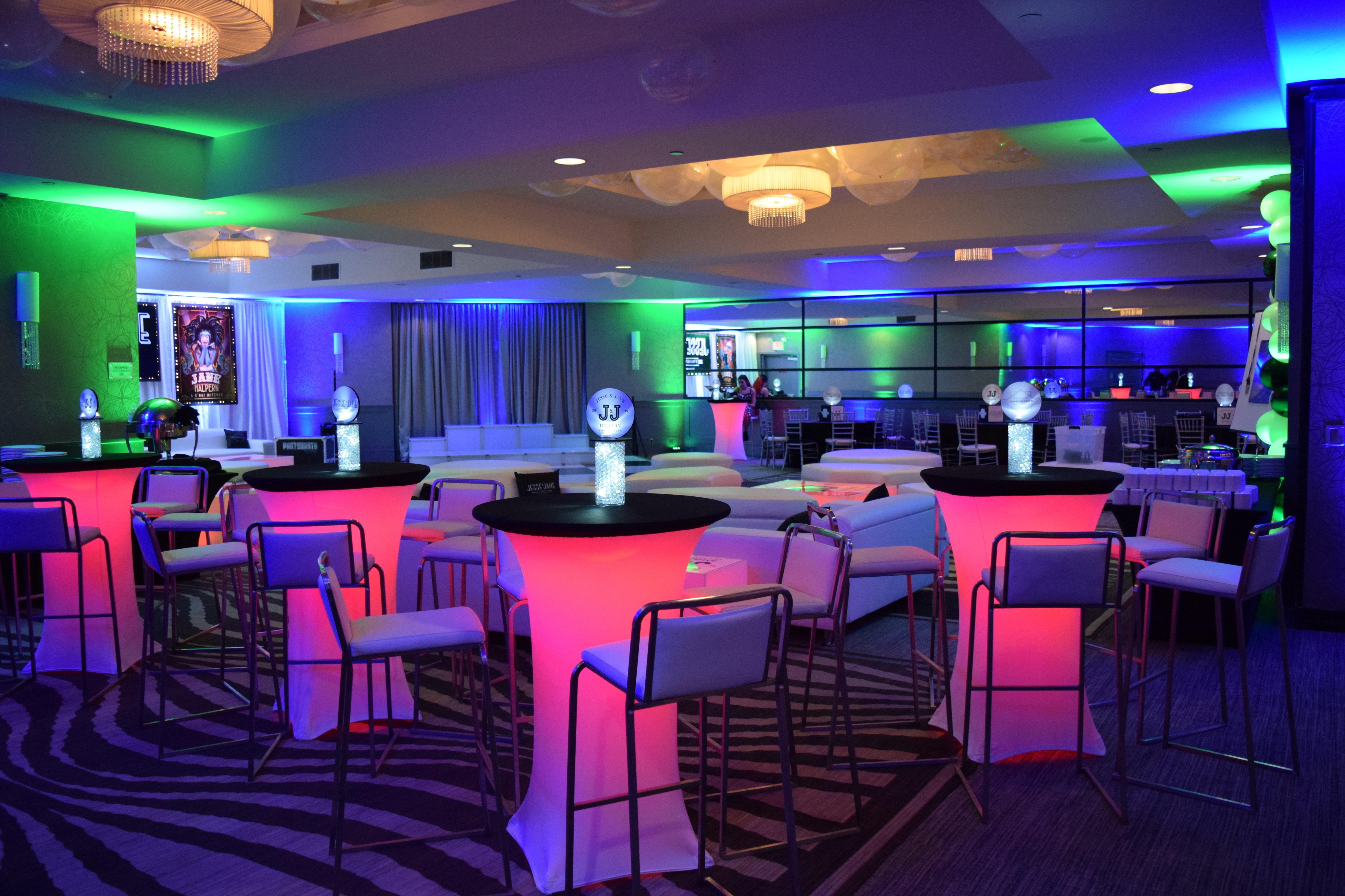 Crowne Plaza Suffern-Mahwah By Ihg Hotel Exterior photo