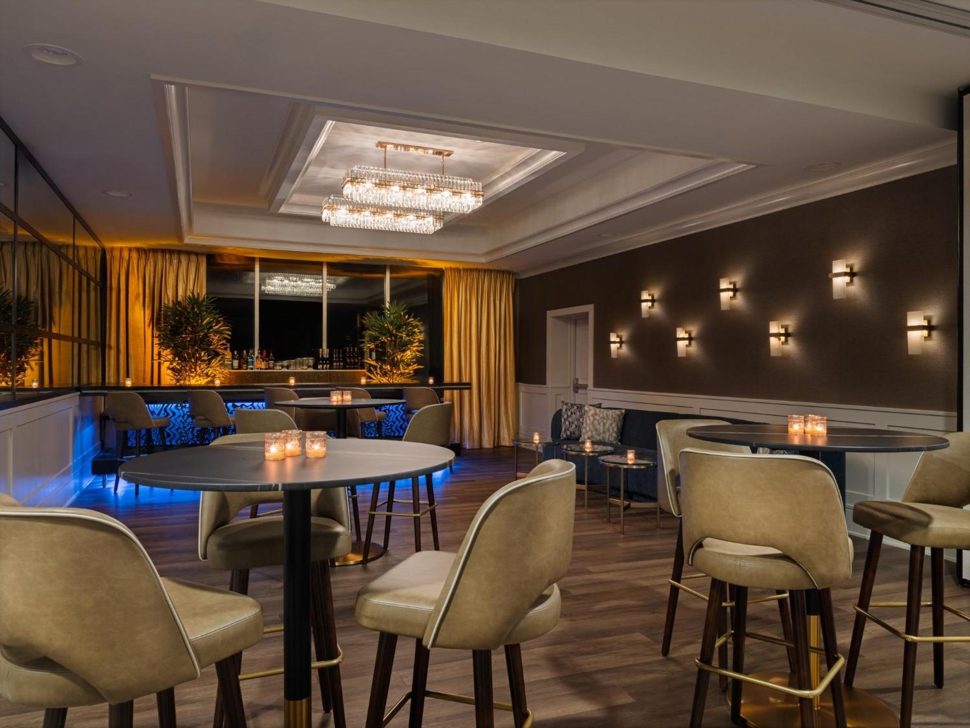 Crowne Plaza Suffern-Mahwah By Ihg Hotel Exterior photo